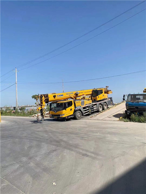 竹山县吊车作业时，可能会产生哪些额外收费项目？