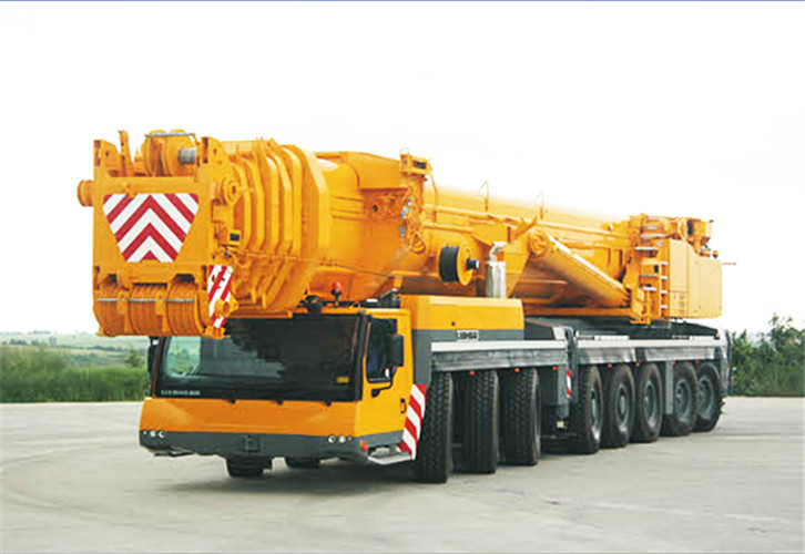 竹山县精密设备吊装（如机床、仪器）需要特殊车型吗？