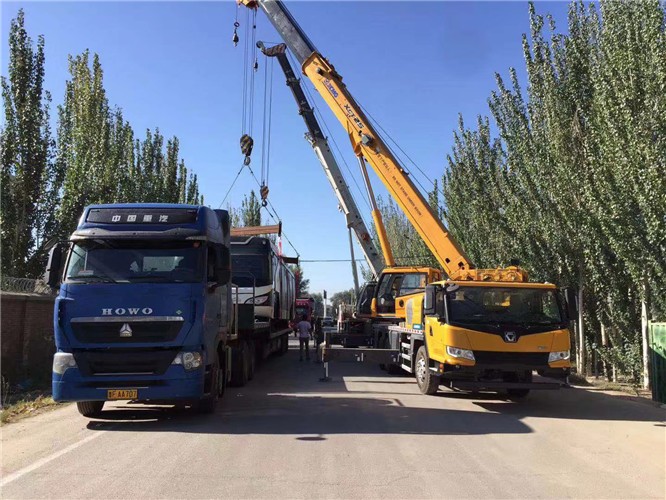 竹山县“省油又稳当”—— 吊车的 “智能节能” 技术