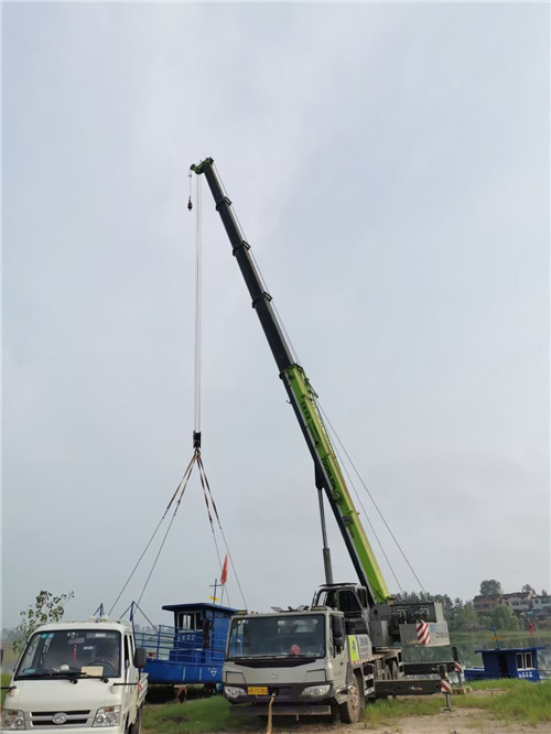 竹山县桥梁建设吊装案例